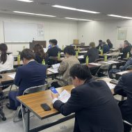 <span class="title">福岡県北九州市 助成金セミナー講師を務めました</span>